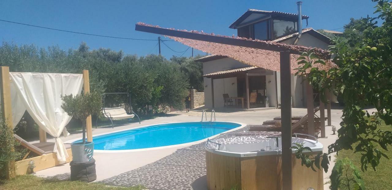 Stavlos Tsoukaladhes Bagian luar foto